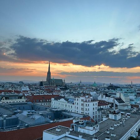 Center Apartment With 360° Rooftop Вена Экстерьер фото